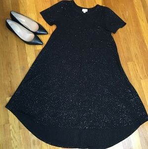🖤lularoe🤍 Black Sparkle Elegant Carly!!